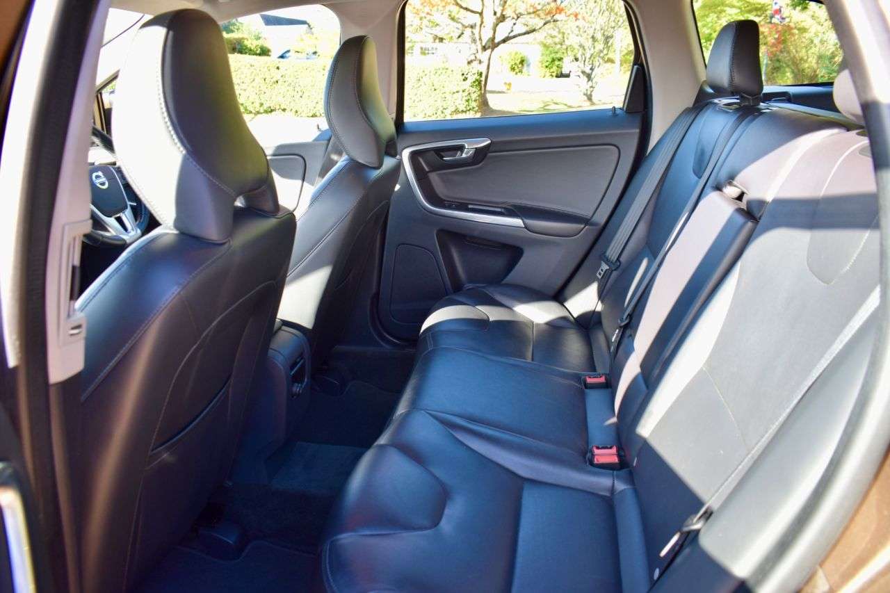 2016 VOLVO XC60 2016 VOLVO XC60