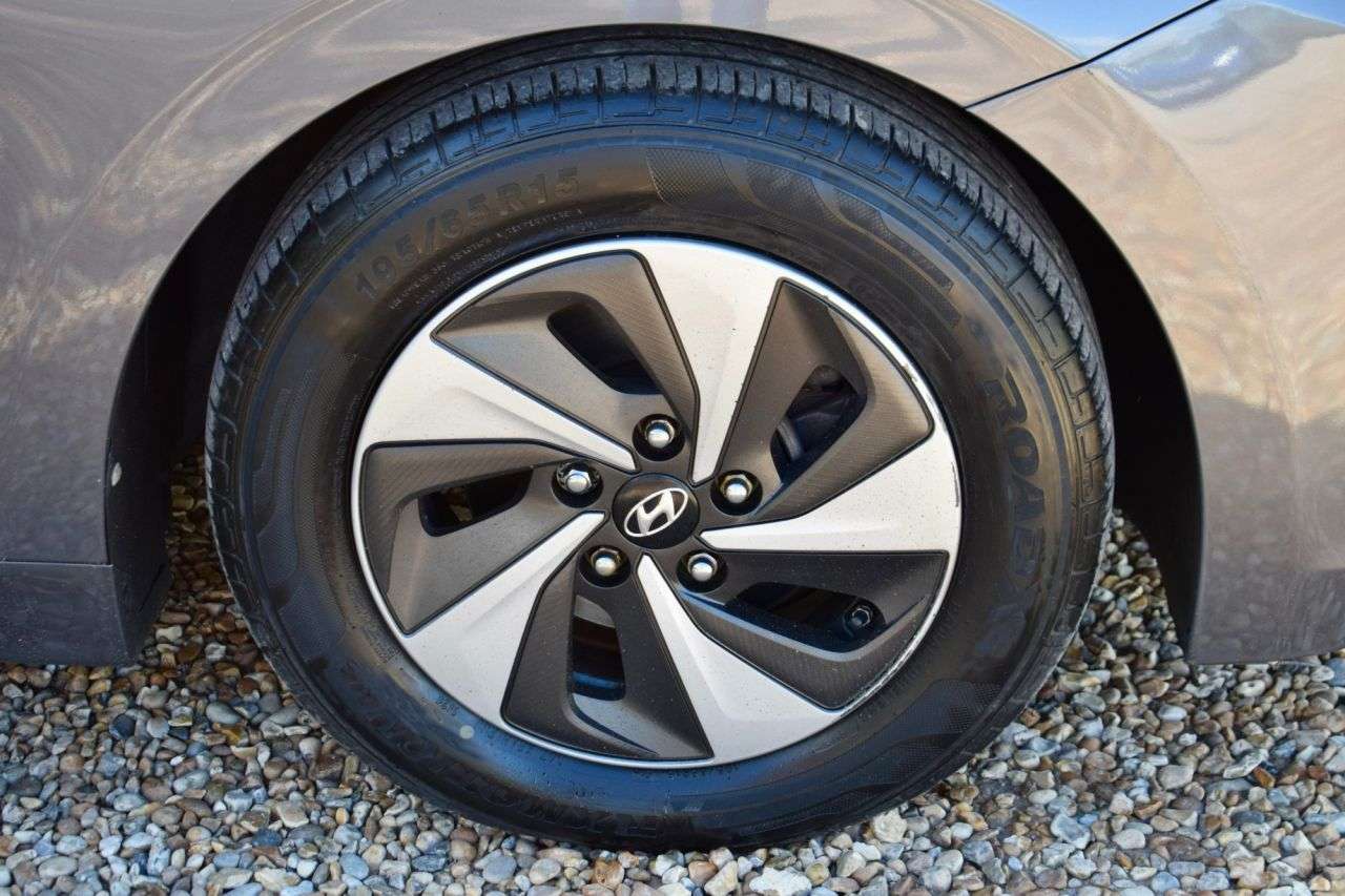 2018 HYUNDAI IONIQ 2018 HYUNDAI IONIQ