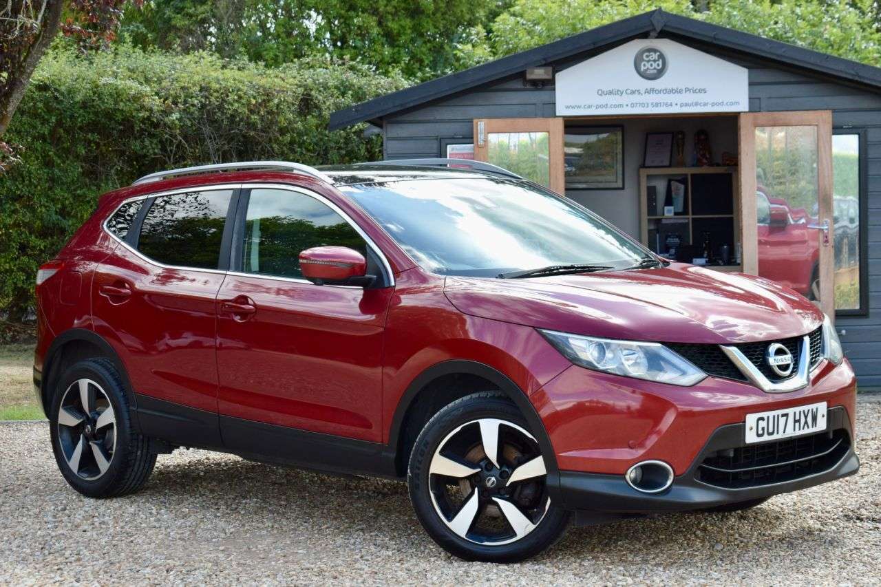 A 2017 NISSAN QASHQAI 1.5 dCi N-Connecta SUV 5dr Diesel Manual 2WD Euro 6 (s/s) (110 ps) LOWER IN A 2017 NISSAN QASHQAI 1.5 dCi N-Connecta SUV 5dr Diesel Manual 2WD Euro 6 (s/s) (110 ps) LOWER IN