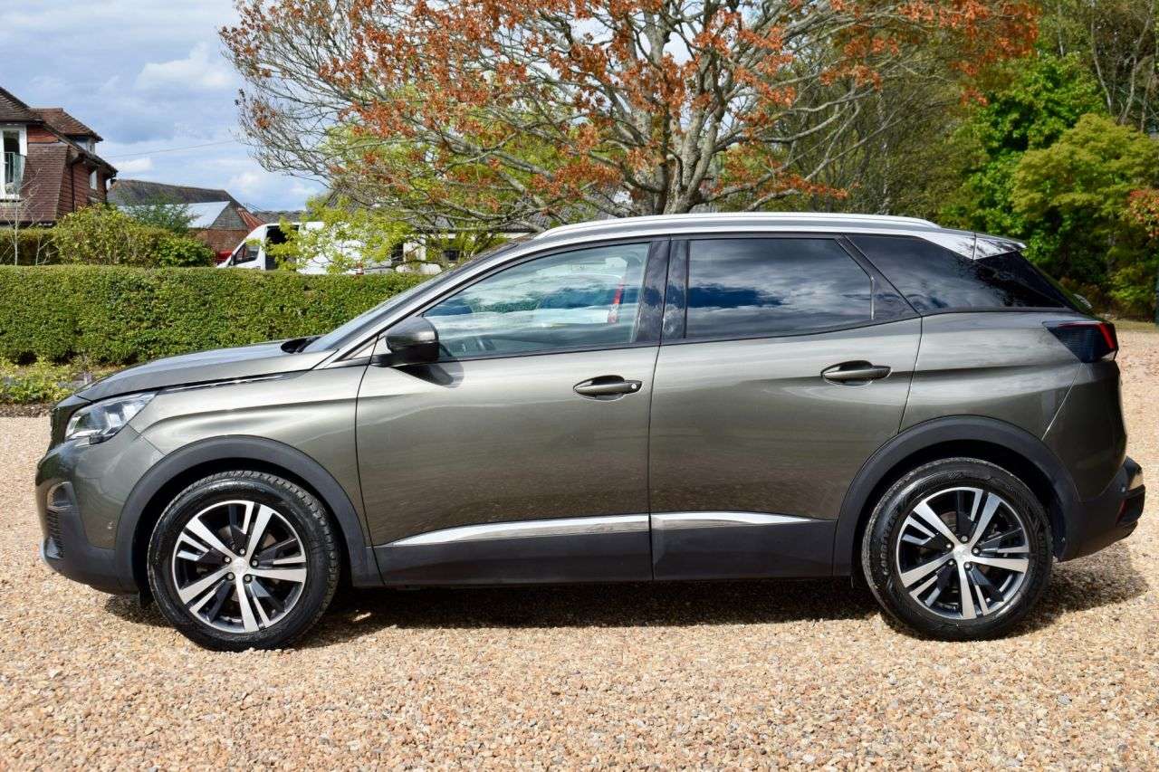 2020 PEUGEOT 3008 2020 PEUGEOT 3008