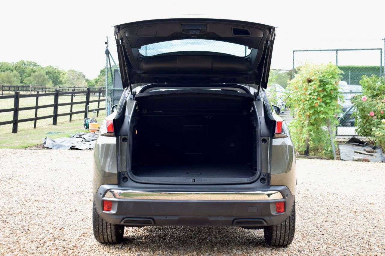 2020 PEUGEOT 3008 2020 PEUGEOT 3008