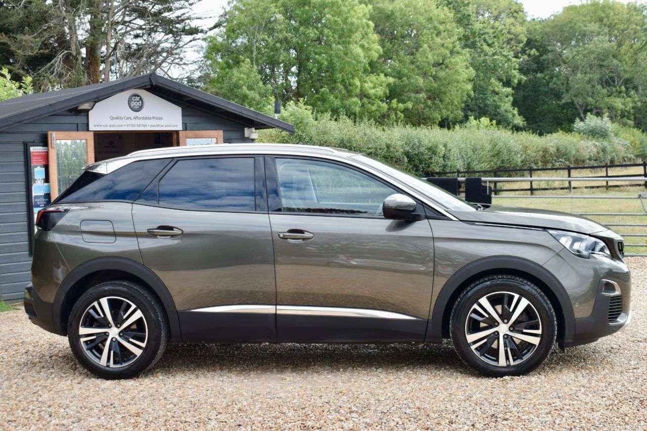 2020 PEUGEOT 3008 2020 PEUGEOT 3008