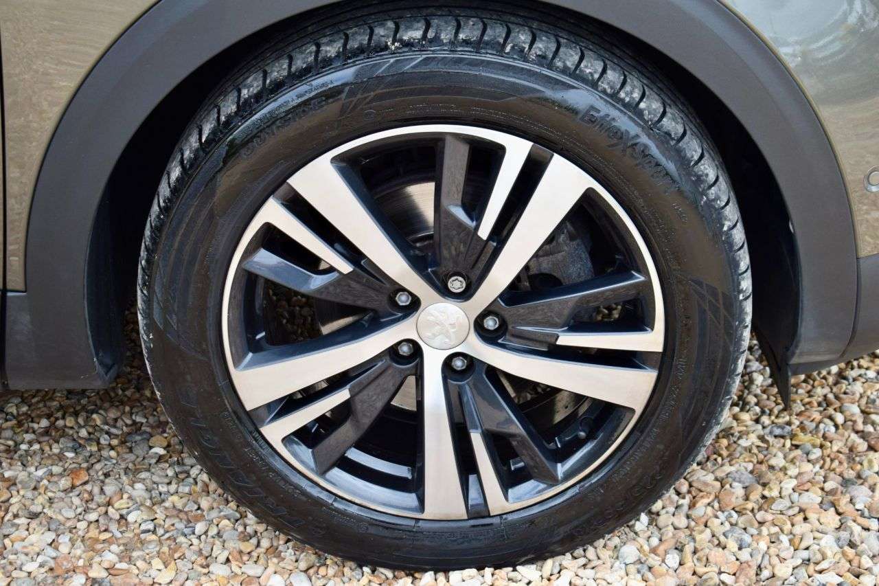 2020 PEUGEOT 3008 2020 PEUGEOT 3008