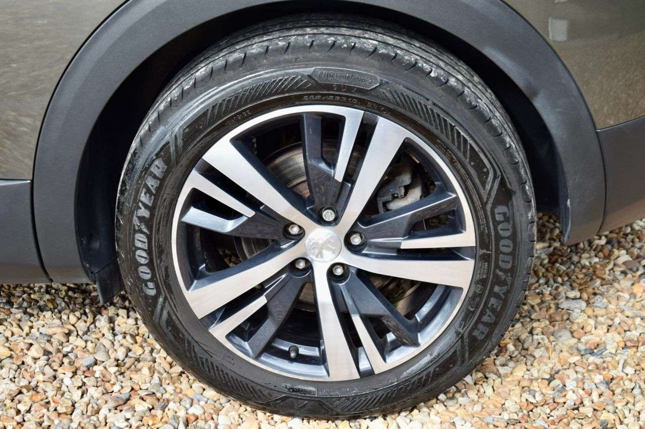 2020 PEUGEOT 3008 2020 PEUGEOT 3008