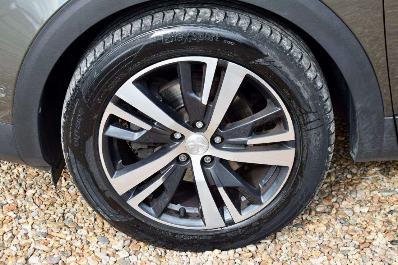 2020 PEUGEOT 3008 2020 PEUGEOT 3008
