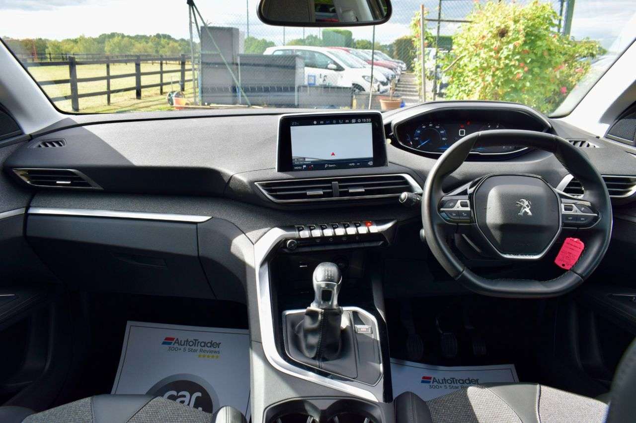 2020 PEUGEOT 3008 2020 PEUGEOT 3008