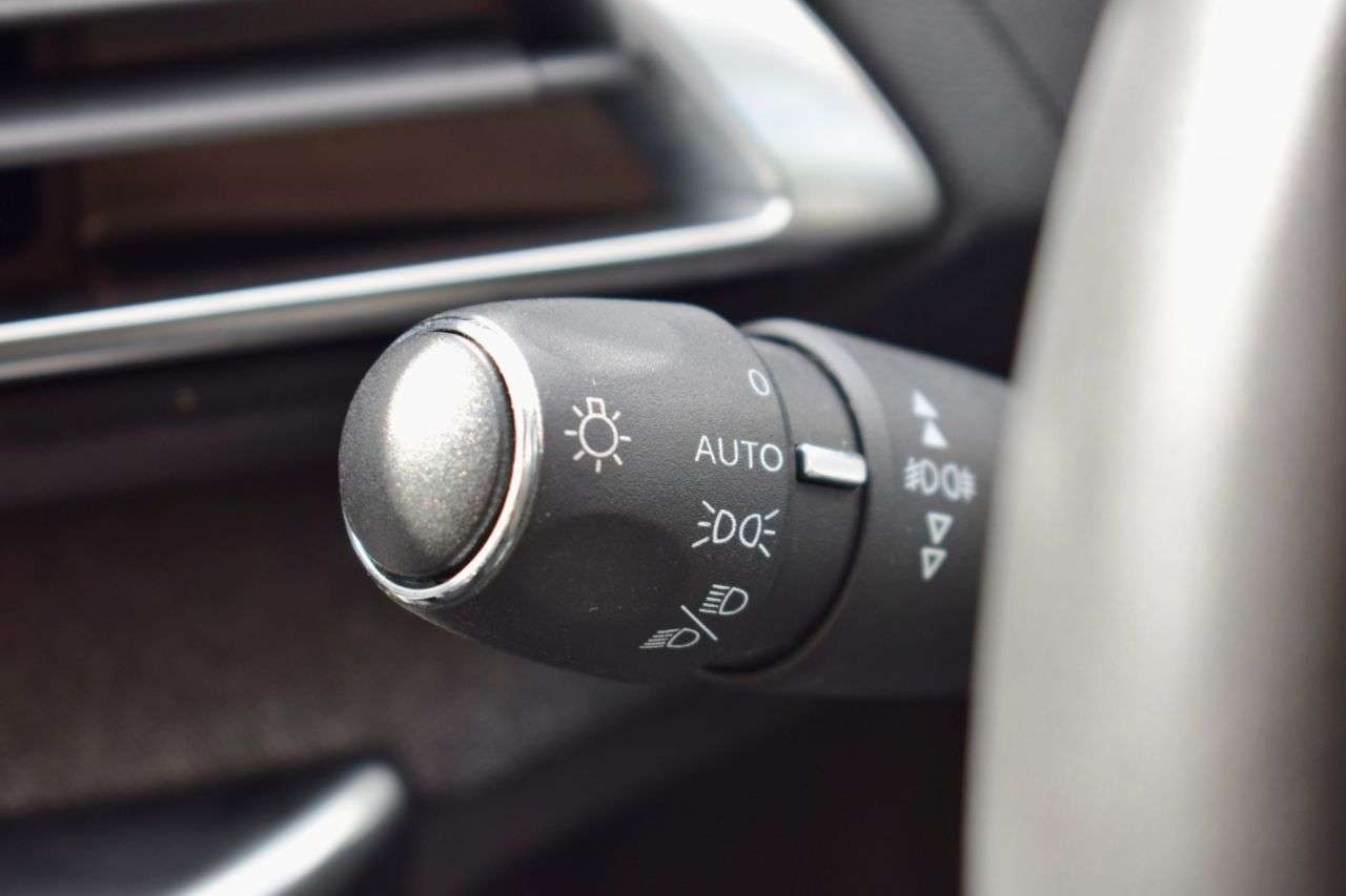 2020 PEUGEOT 3008 2020 PEUGEOT 3008