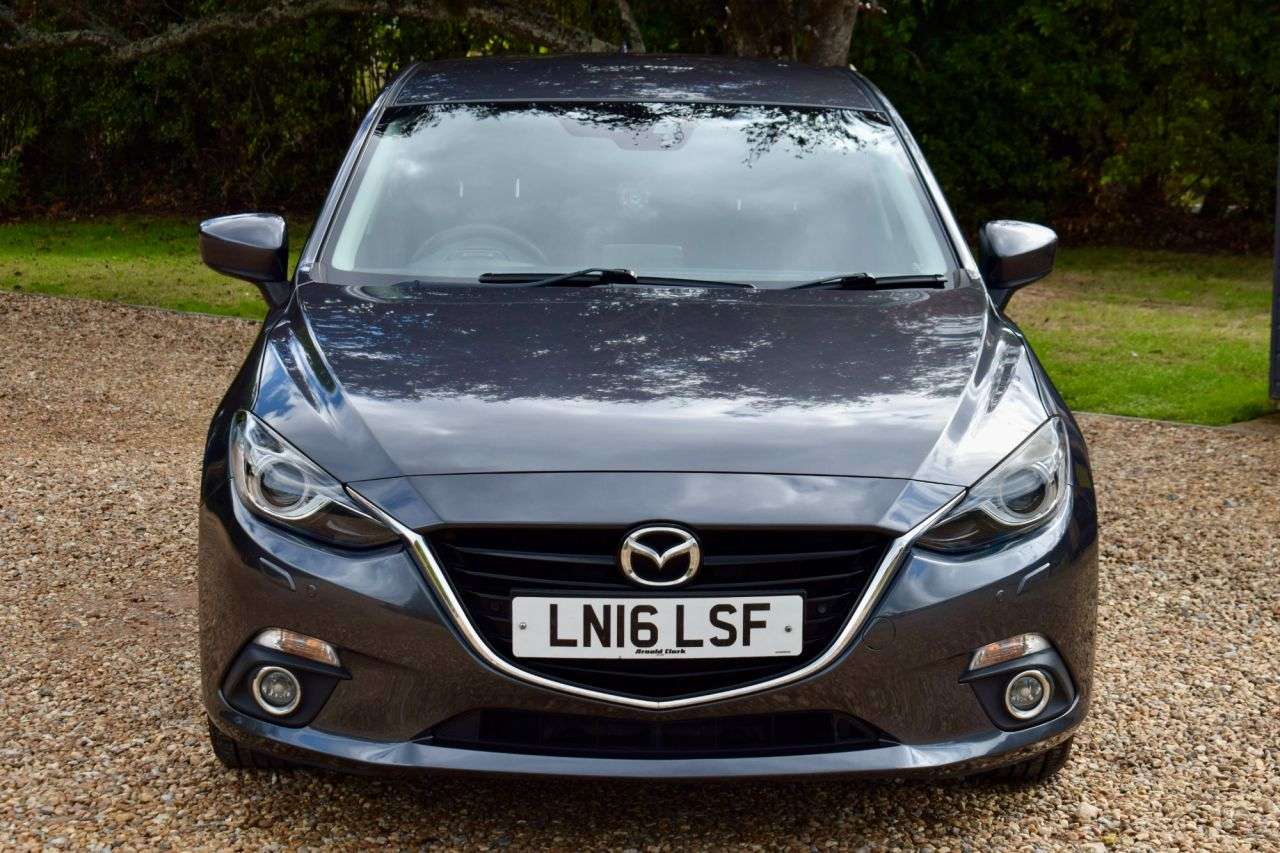 A 2016 MAZDA MAZDA3 2.0 SKYACTIV-G Sport Nav Hatchback 5dr Petrol Manual Euro 5 (s/s) (120 ps) A 2016 MAZDA MAZDA3 2.0 SKYACTIV-G Sport Nav Hatchback 5dr Petrol Manual Euro 5 (s/s) (120 ps)