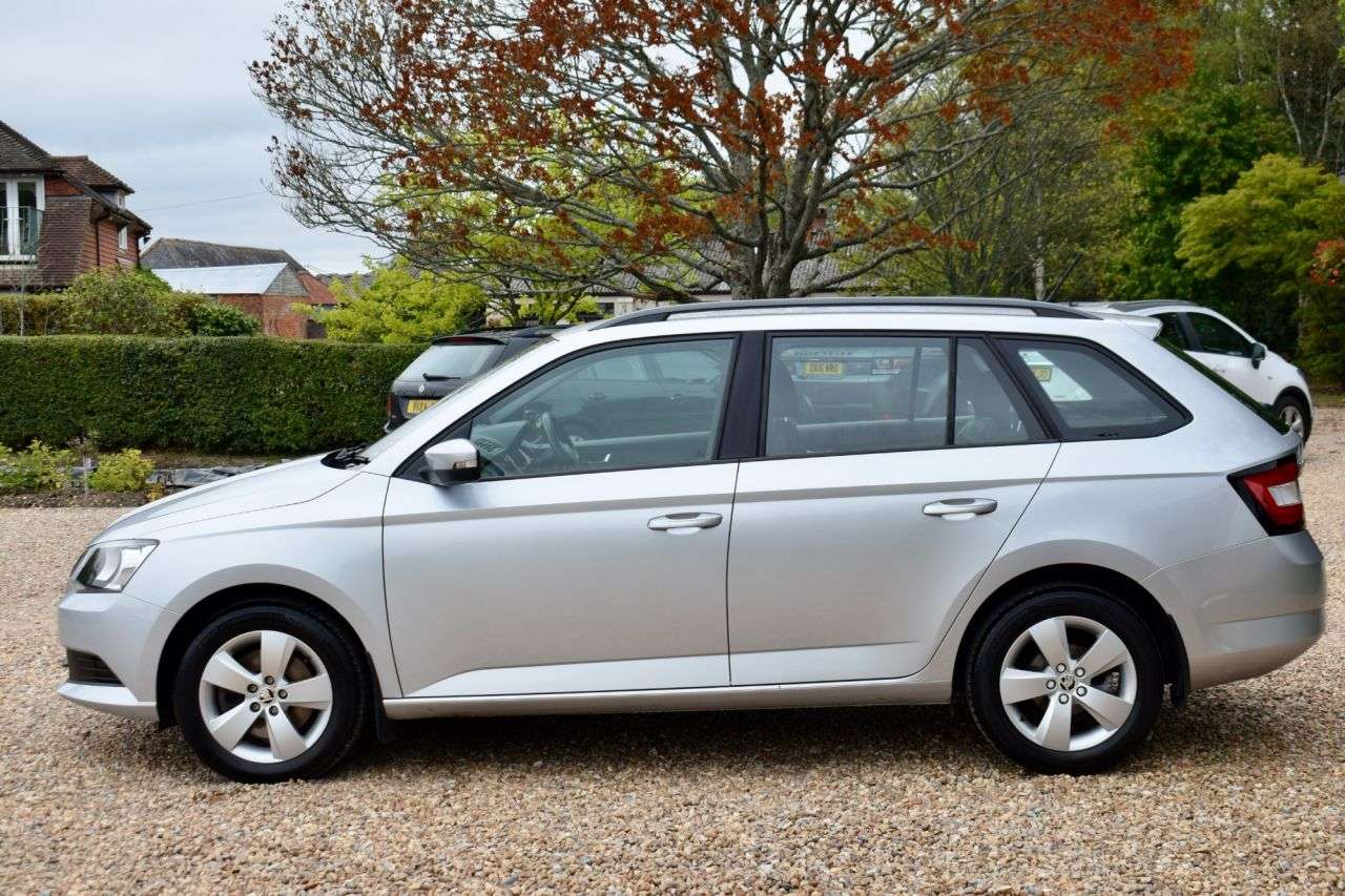2017 SKODA FABIA 2017 SKODA FABIA