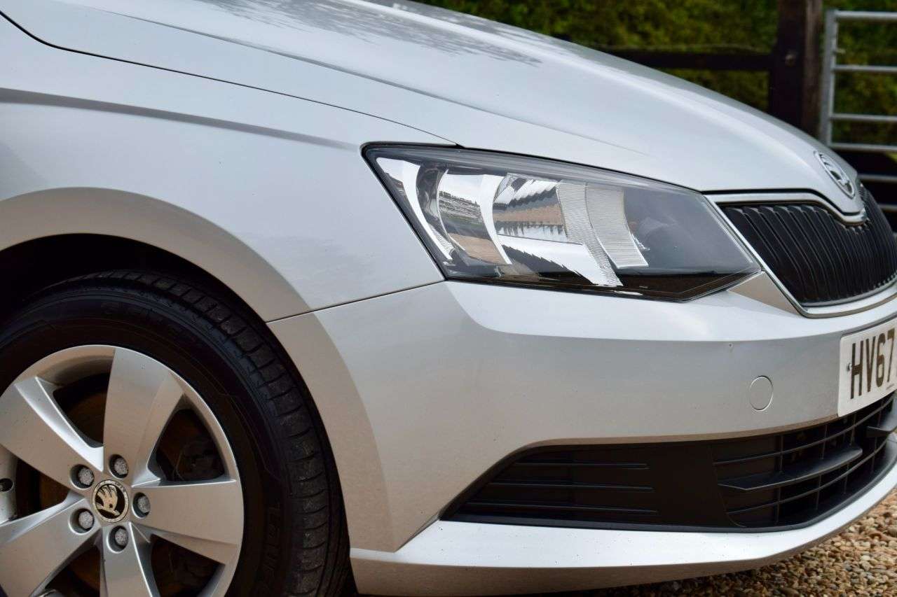 2017 SKODA FABIA 2017 SKODA FABIA