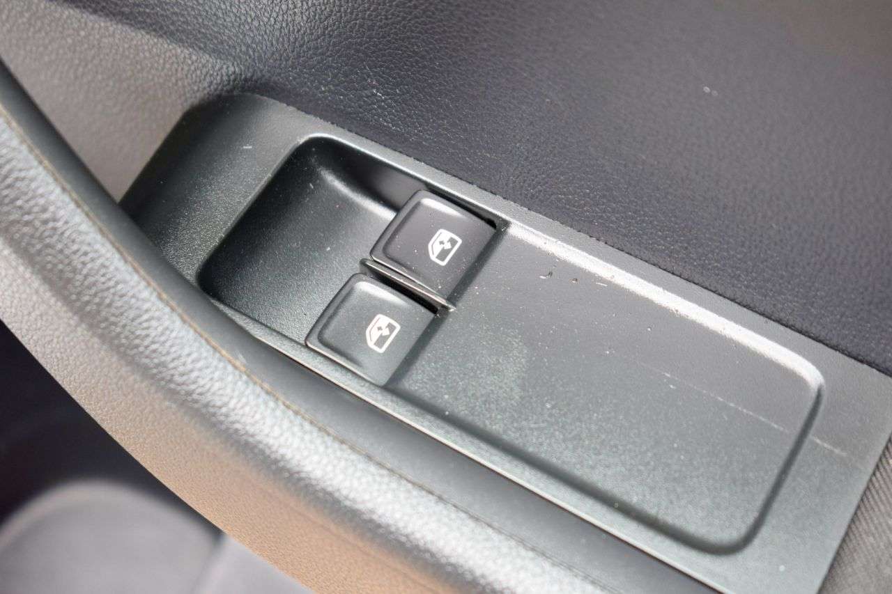 2017 SKODA FABIA 2017 SKODA FABIA