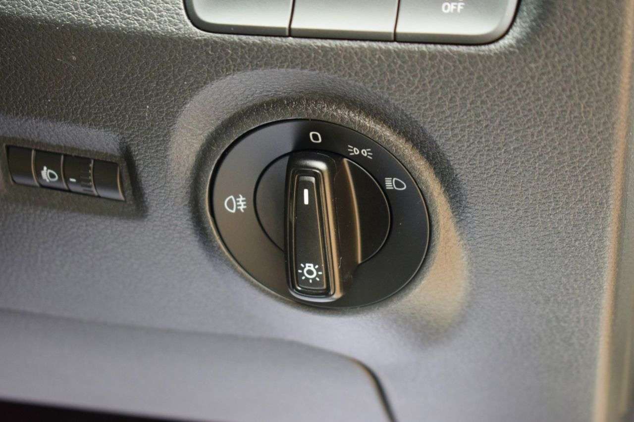 2017 SKODA FABIA 2017 SKODA FABIA