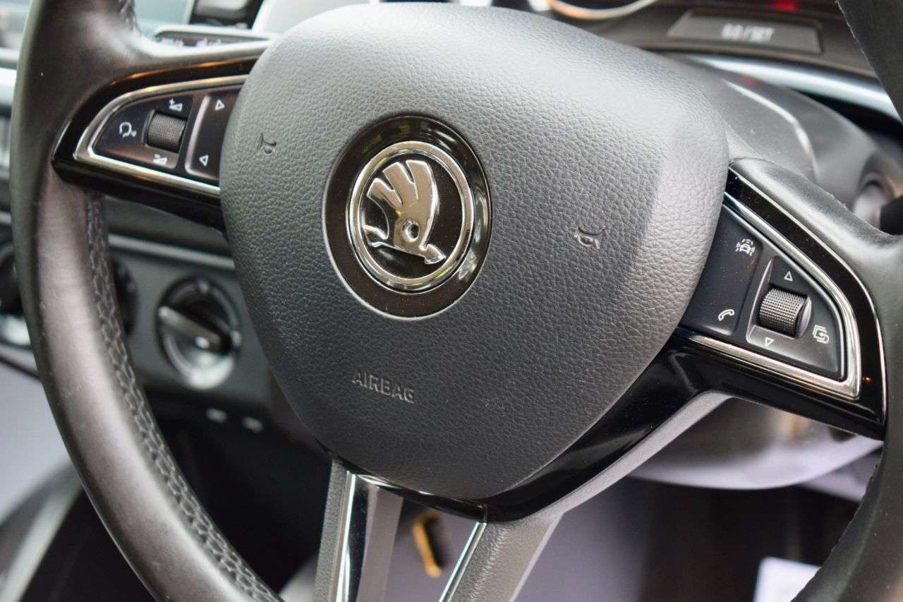 2017 SKODA FABIA 2017 SKODA FABIA