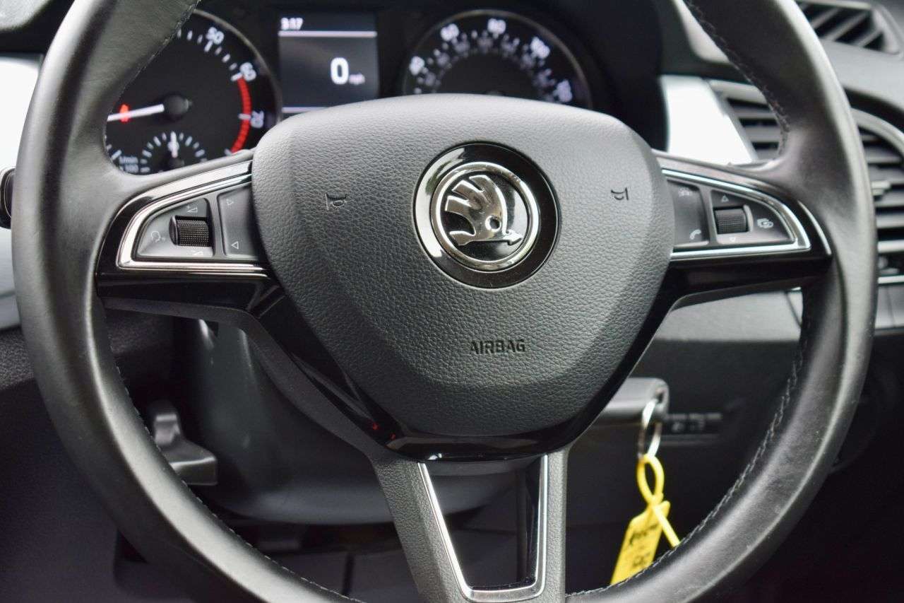 2017 SKODA FABIA 2017 SKODA FABIA