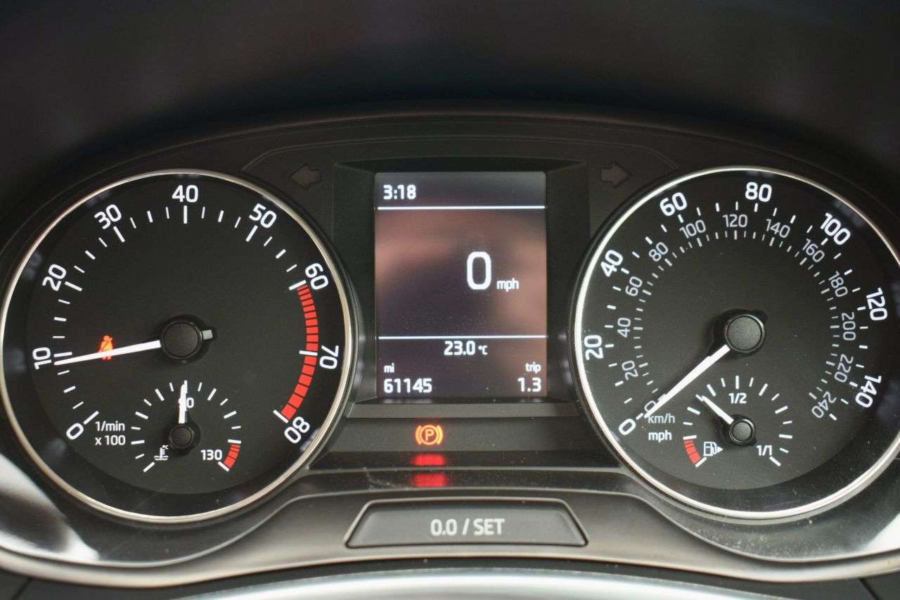 2017 SKODA FABIA 2017 SKODA FABIA