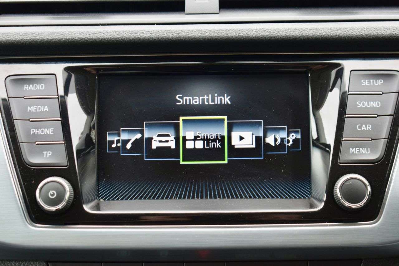2017 SKODA FABIA 2017 SKODA FABIA