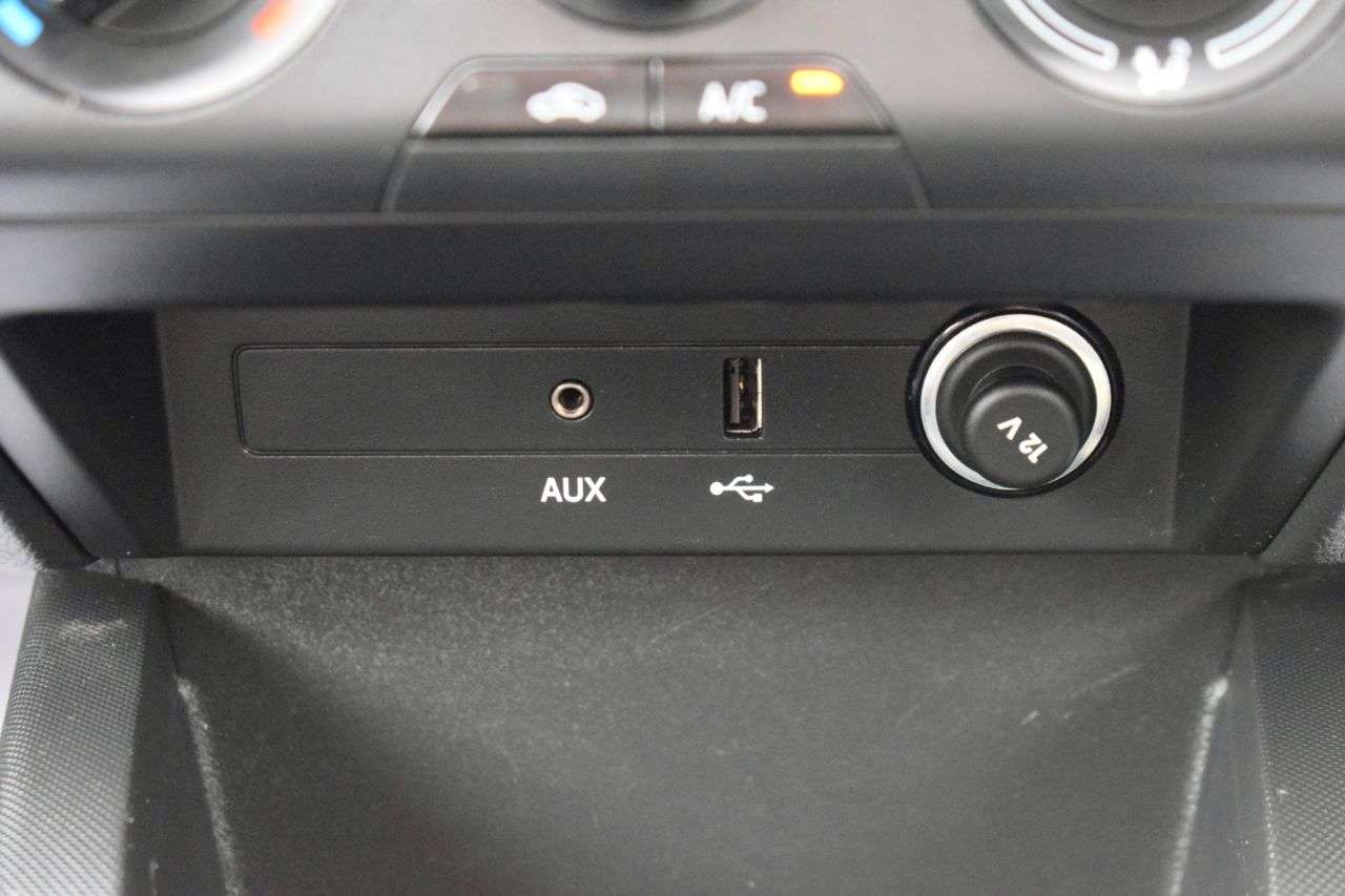 2017 SKODA FABIA 2017 SKODA FABIA