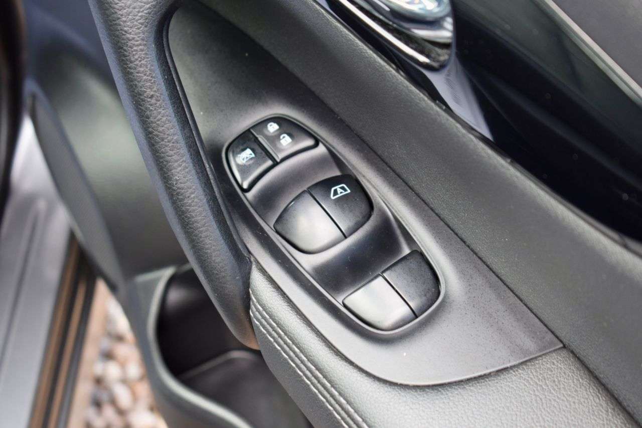 2015 NISSAN QASHQAI 2015 NISSAN QASHQAI