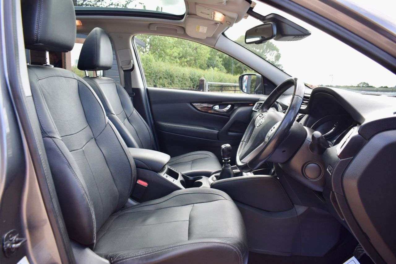 2015 NISSAN QASHQAI 2015 NISSAN QASHQAI