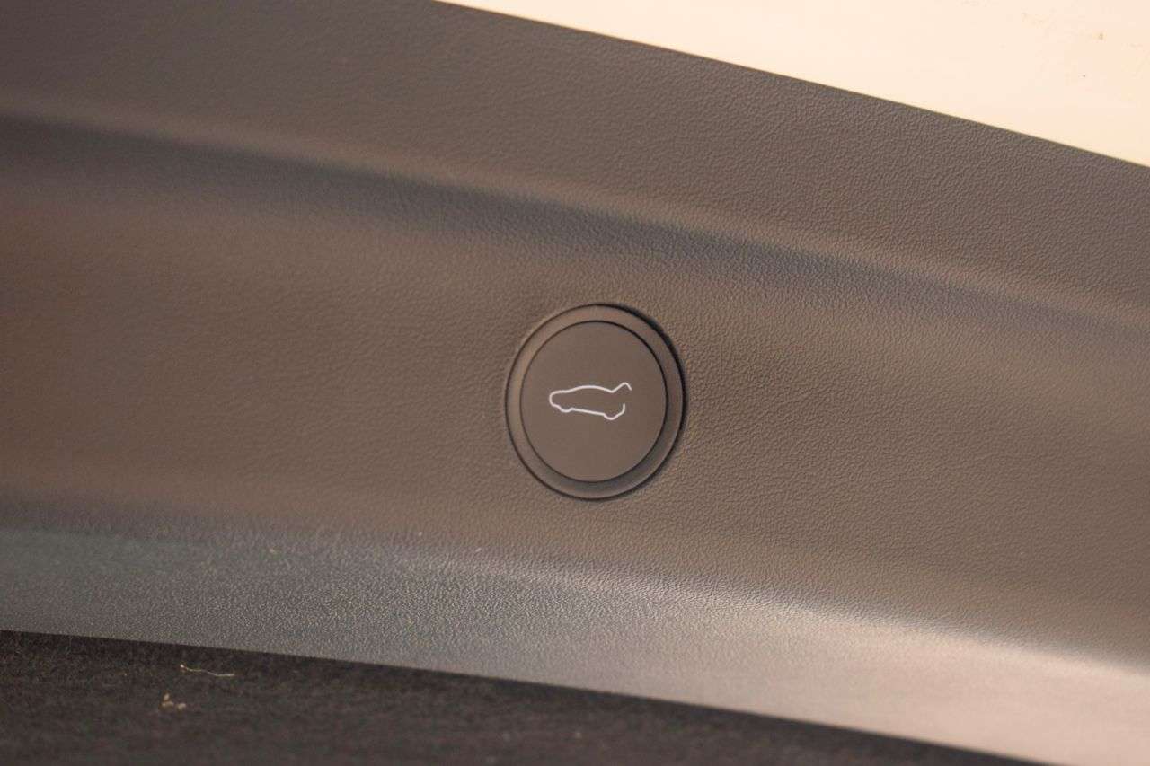 2022 TESLA MODEL Y 2022 TESLA MODEL Y