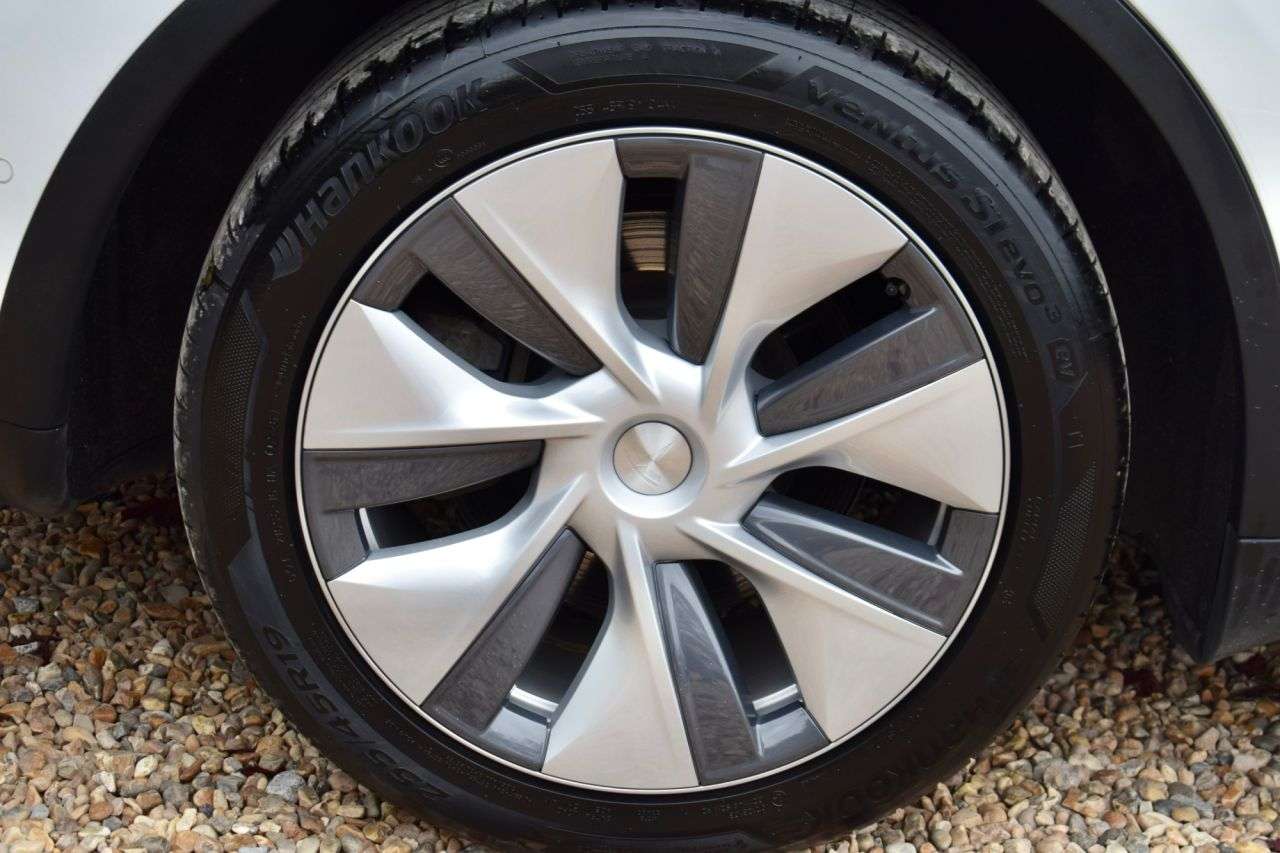2022 TESLA MODEL Y 2022 TESLA MODEL Y