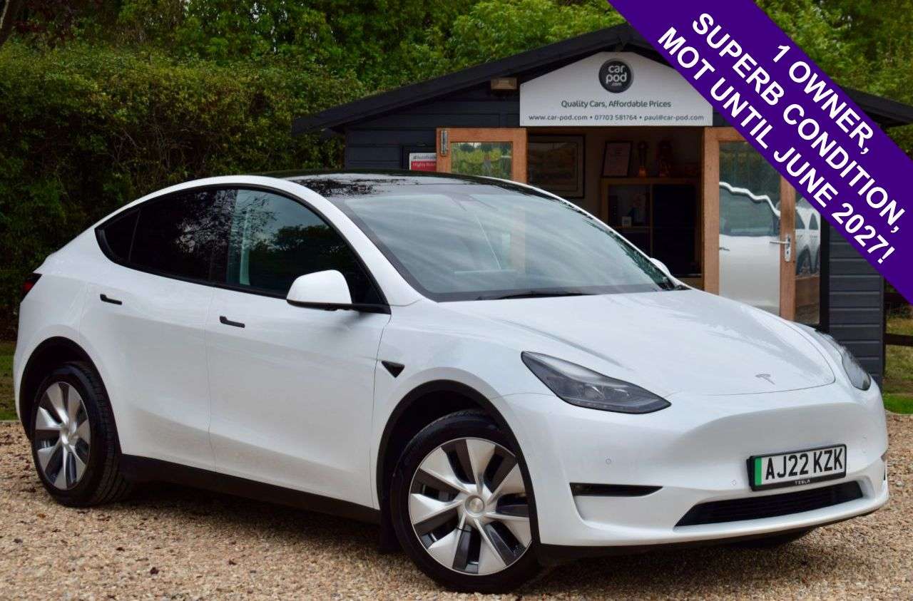 A 2022 TESLA MODEL Y (Dual Motor) Long Range SUV 5dr Electric Auto 4WDE (384 bhp) SUPERB CONDITI A 2022 TESLA MODEL Y (Dual Motor) Long Range SUV 5dr Electric Auto 4WDE (384 bhp) SUPERB CONDITI