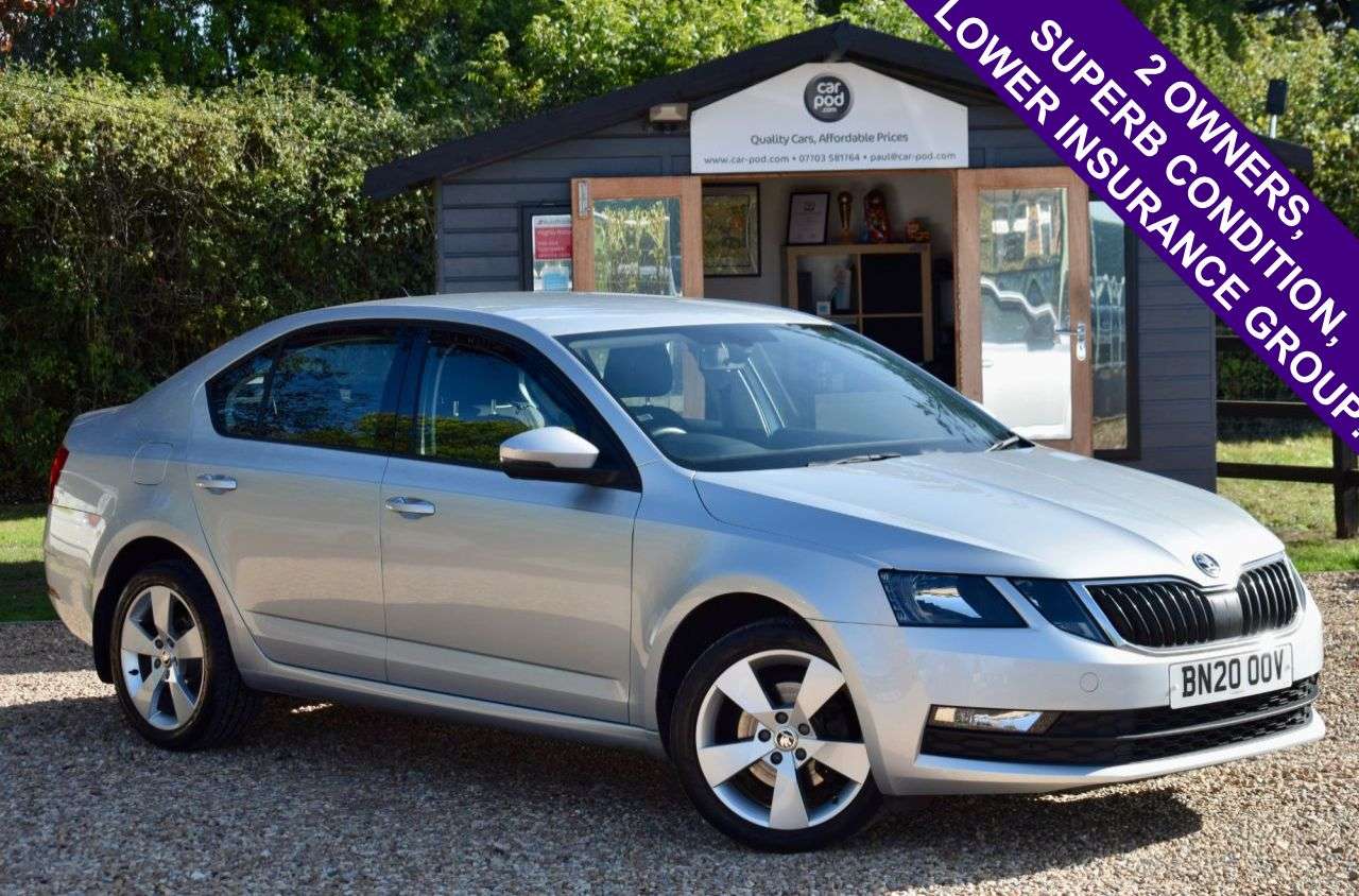 A 2020 SKODA OCTAVIA 1.0 TSI SE Drive Hatchback 5dr Petrol Manual Euro 6 (s/s) (115 ps) LOWER IN A 2020 SKODA OCTAVIA 1.0 TSI SE Drive Hatchback 5dr Petrol Manual Euro 6 (s/s) (115 ps) LOWER IN