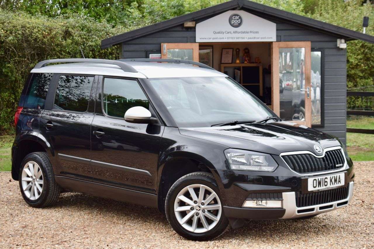 A 2016 SKODA YETI 1.6 TDI GreenLine II SE Outdoor 5dr Diesel Manual Euro 5 (s/s) (105 ps) LOW A 2016 SKODA YETI 1.6 TDI GreenLine II SE Outdoor 5dr Diesel Manual Euro 5 (s/s) (105 ps) LOW