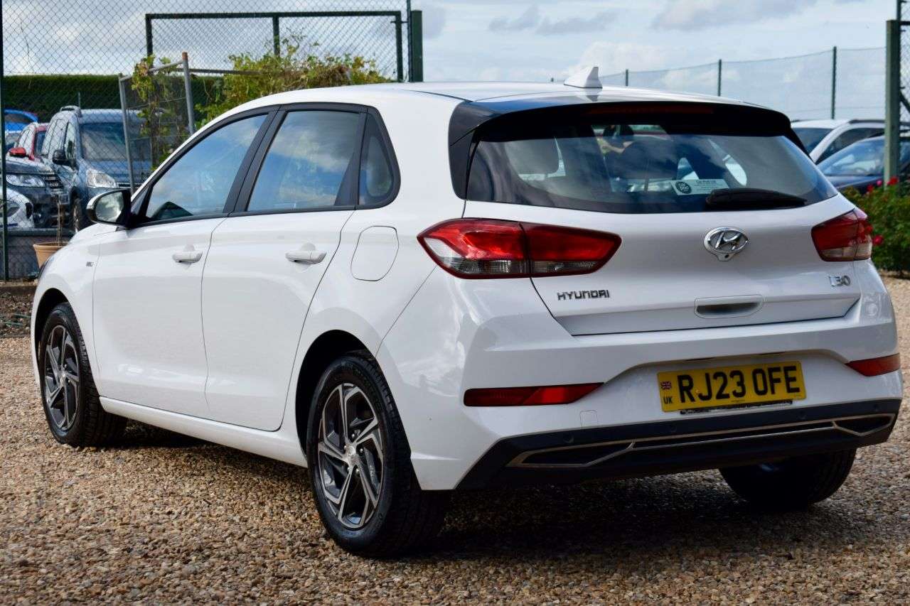 2023 HYUNDAI I30 2023 HYUNDAI I30