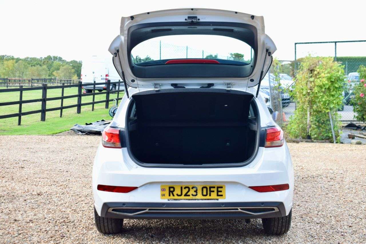 2023 HYUNDAI I30 2023 HYUNDAI I30