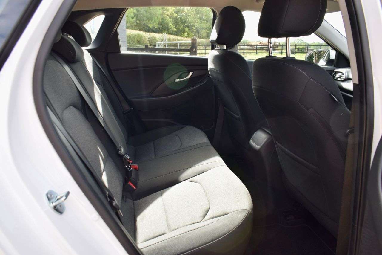 2023 HYUNDAI I30 2023 HYUNDAI I30