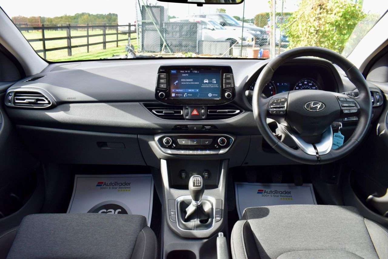 2023 HYUNDAI I30 2023 HYUNDAI I30