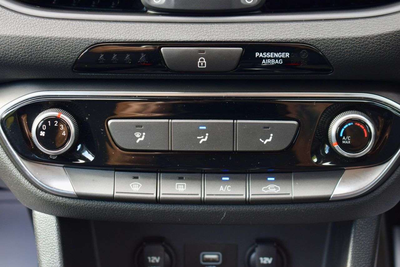 2023 HYUNDAI I30 2023 HYUNDAI I30