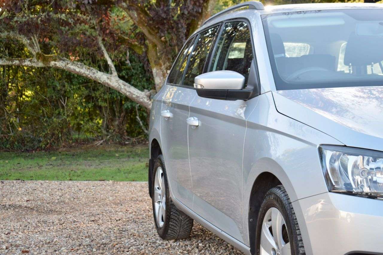 2015 SKODA FABIA 2015 SKODA FABIA