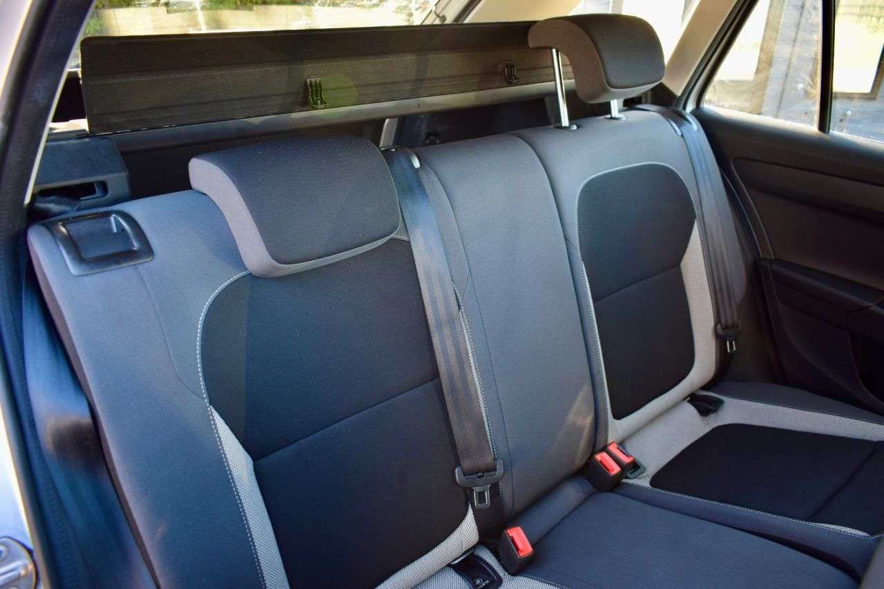 2015 SKODA FABIA 2015 SKODA FABIA