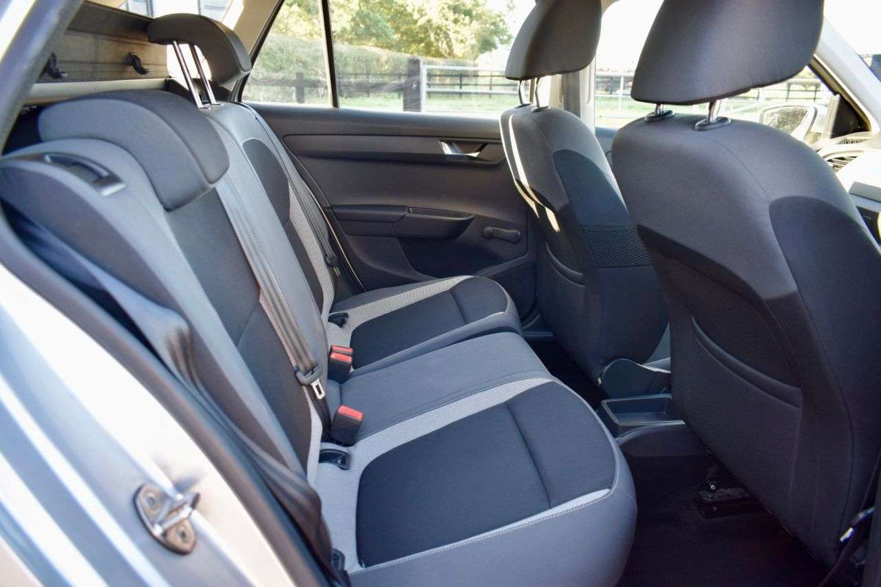 2015 SKODA FABIA 2015 SKODA FABIA