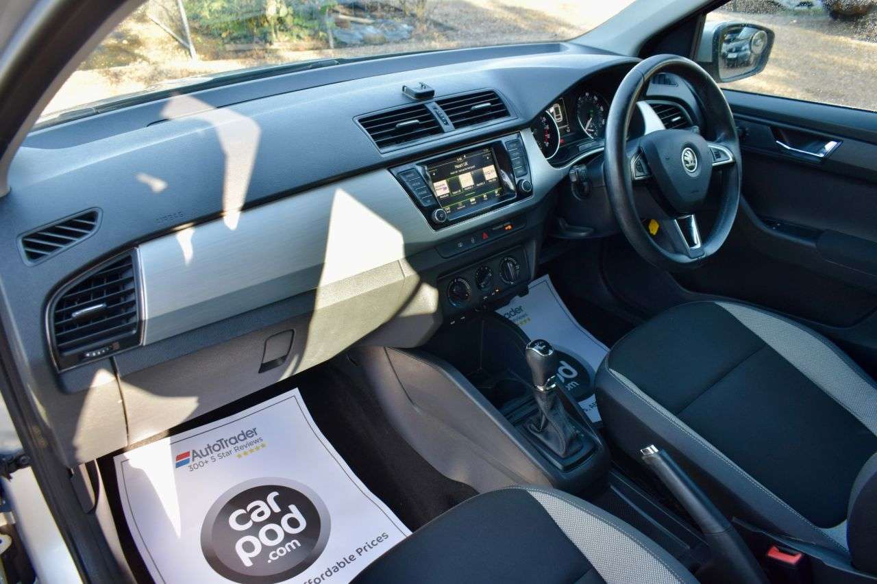 2015 SKODA FABIA 2015 SKODA FABIA