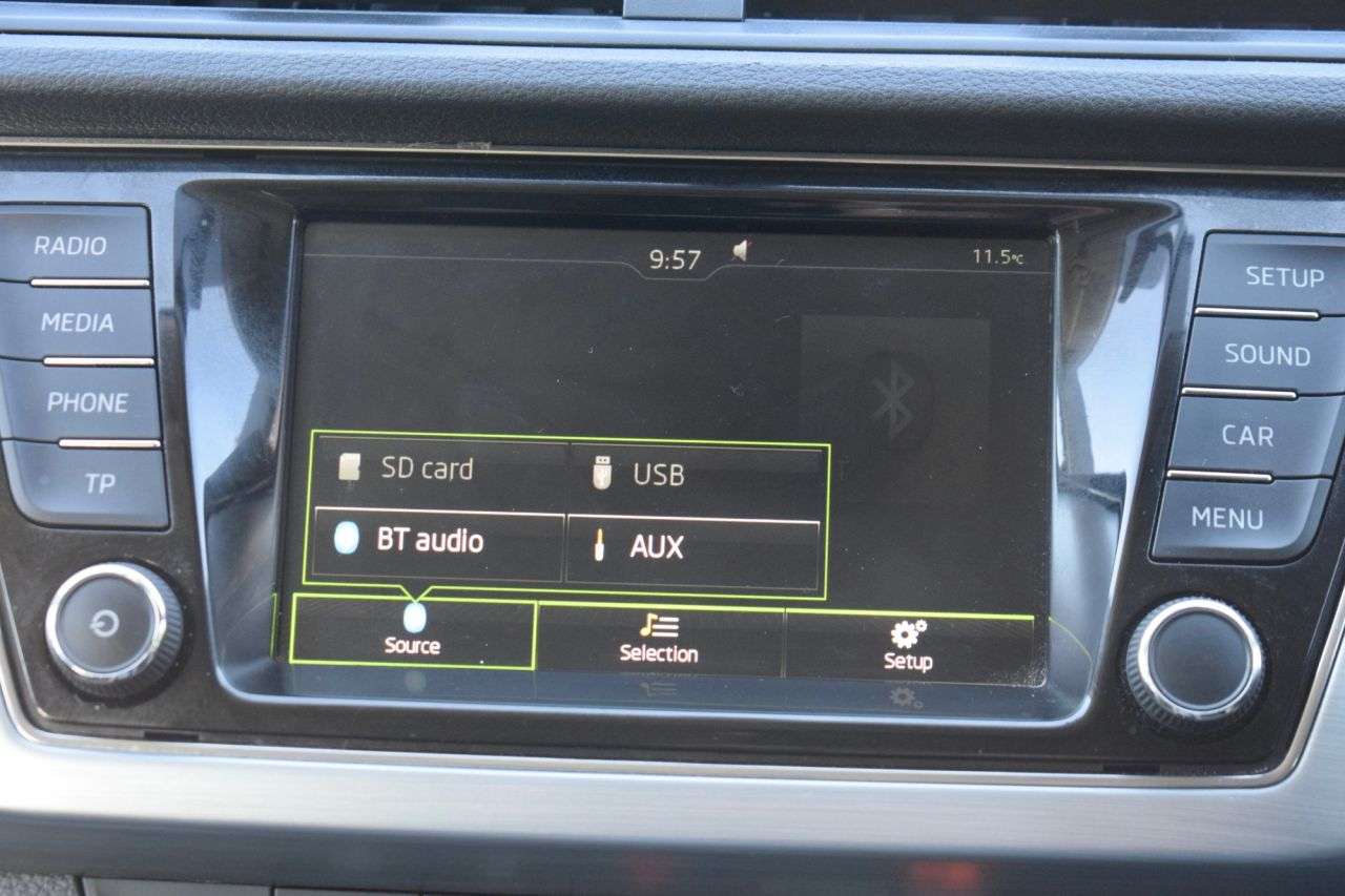 2015 SKODA FABIA 2015 SKODA FABIA