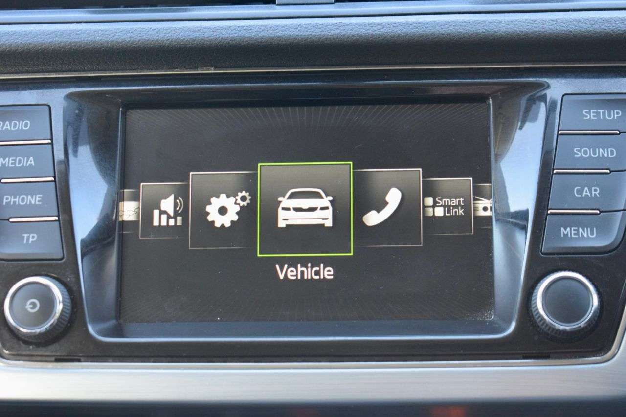 2015 SKODA FABIA 2015 SKODA FABIA