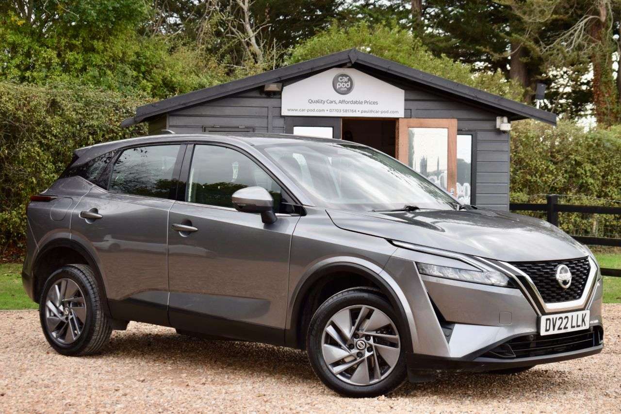 A 2022 NISSAN QASHQAI 1.3 DIG-T MHEV Acenta Premium SUV 5dr Petrol Hybrid Manual Euro 6 (s/s) (14 A 2022 NISSAN QASHQAI 1.3 DIG-T MHEV Acenta Premium SUV 5dr Petrol Hybrid Manual Euro 6 (s/s) (14