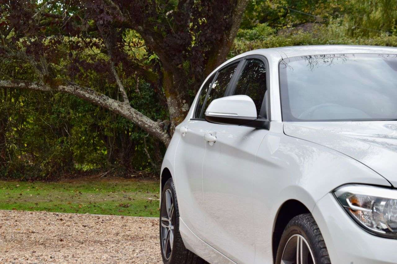 2017 BMW 1 SERIES 2017 BMW 1 SERIES