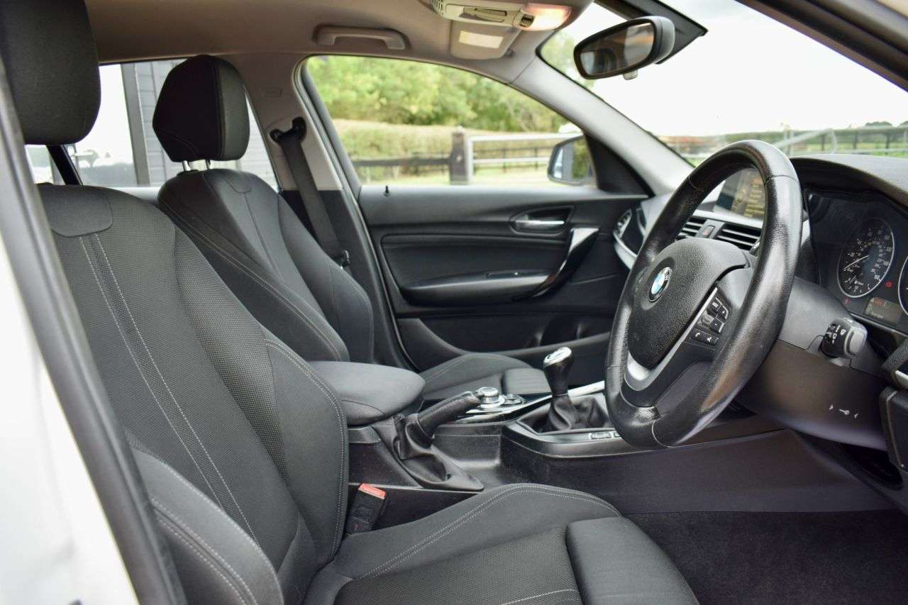2017 BMW 1 SERIES 2017 BMW 1 SERIES