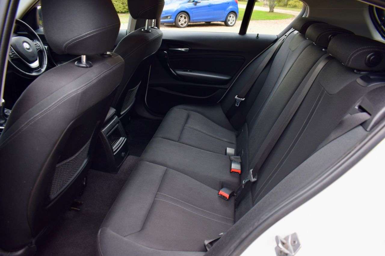 2017 BMW 1 SERIES 2017 BMW 1 SERIES
