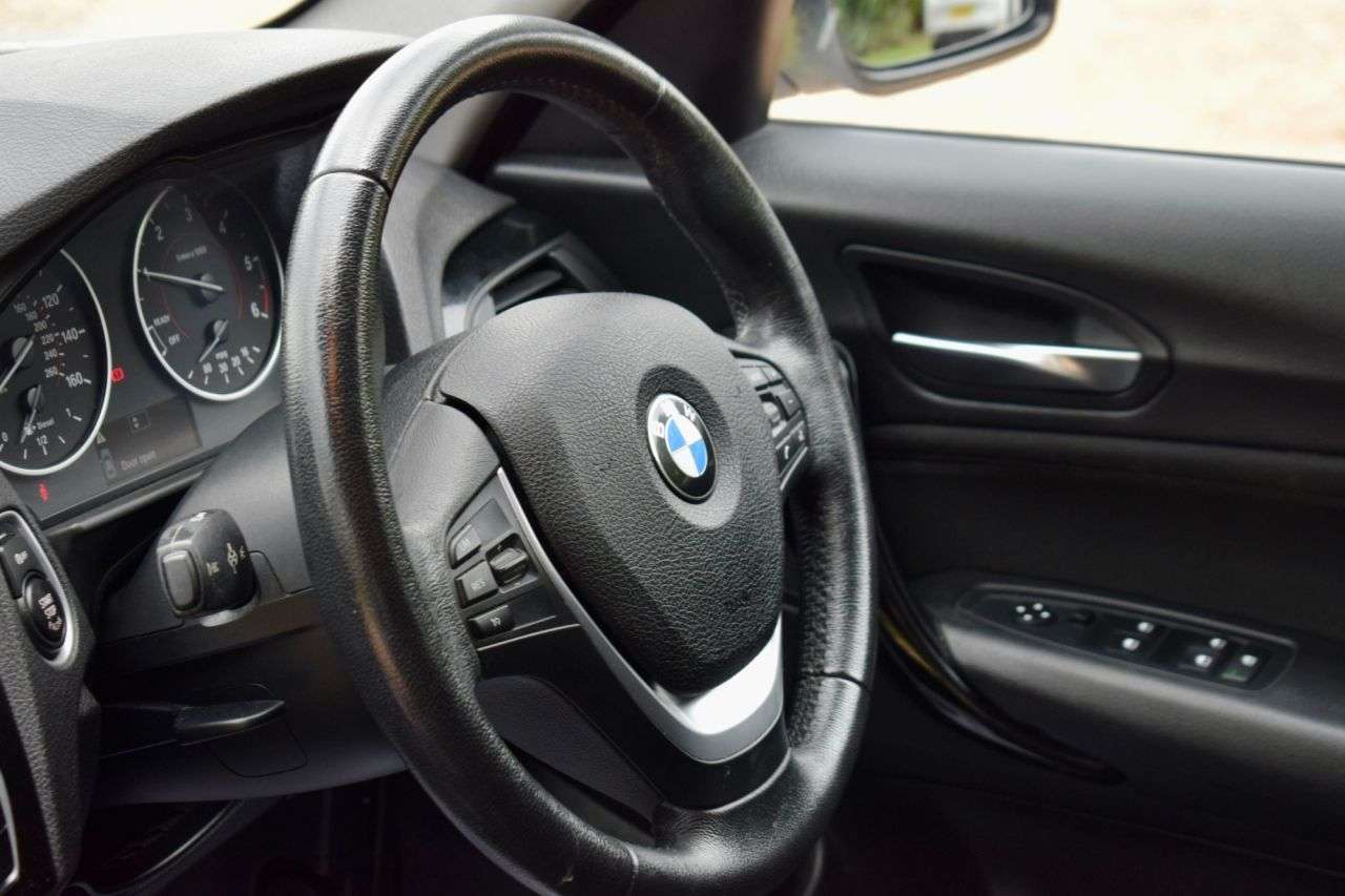 2017 BMW 1 SERIES 2017 BMW 1 SERIES