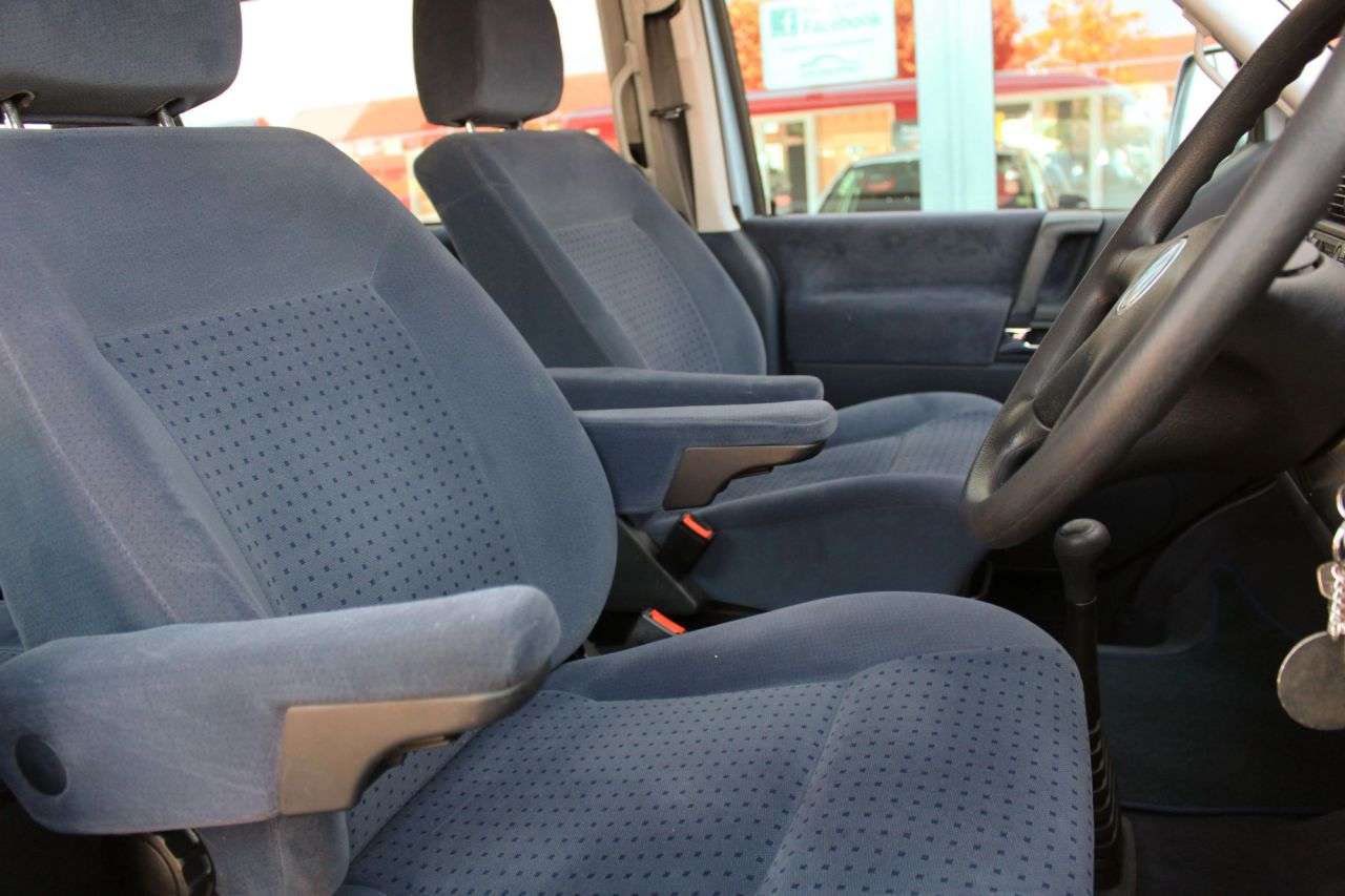 2002 VOLKSWAGEN CARAVELLE 2002 VOLKSWAGEN CARAVELLE