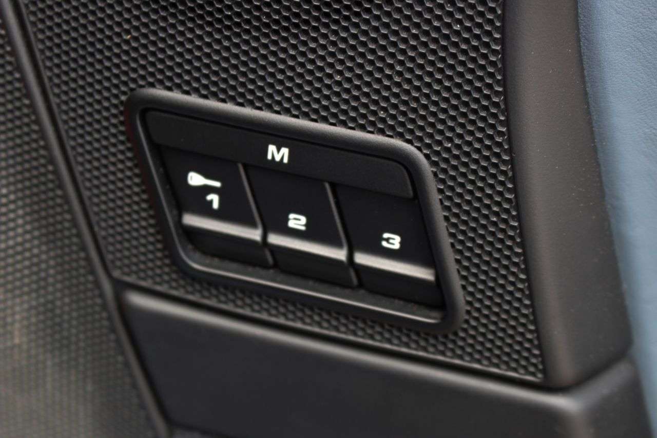 2010 PORSCHE 911 2010 PORSCHE 911