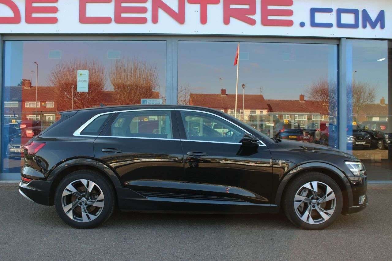 2019 AUDI E-TRON 2019 AUDI E-TRON