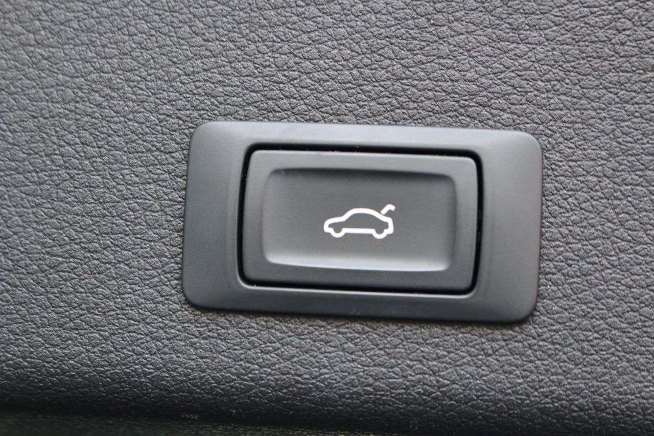 2019 AUDI E-TRON 2019 AUDI E-TRON