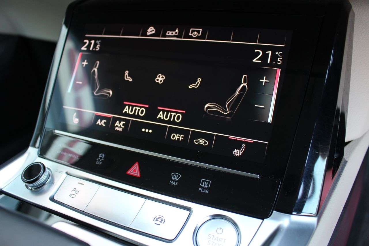 2019 AUDI E-TRON 2019 AUDI E-TRON