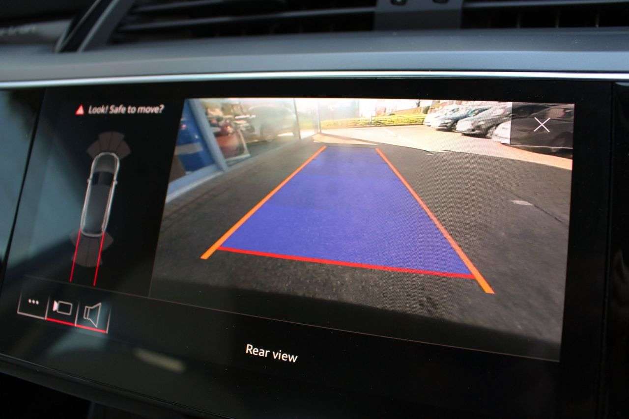 2019 AUDI E-TRON 2019 AUDI E-TRON